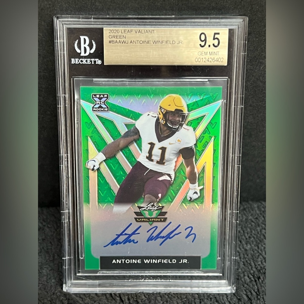 BGS 9.5 2020 Leaf Valiant Antoine Winfield Jr Rookie Auto Green /75 TB Bucs